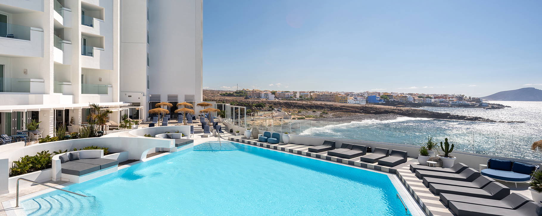 Hotel - The Salmar