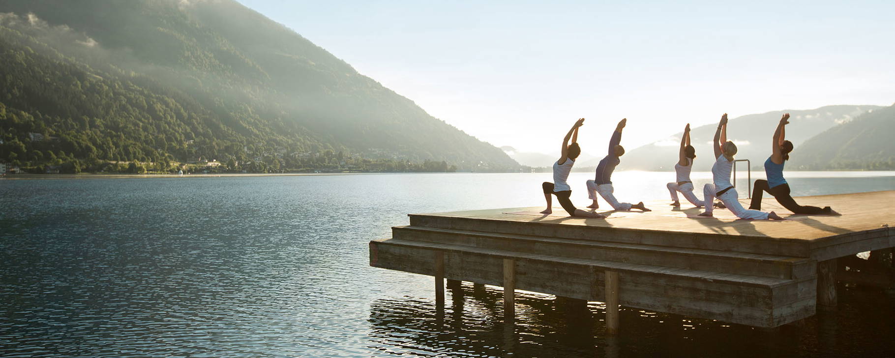 Yoga am See - ROBINSON LANDSKRON